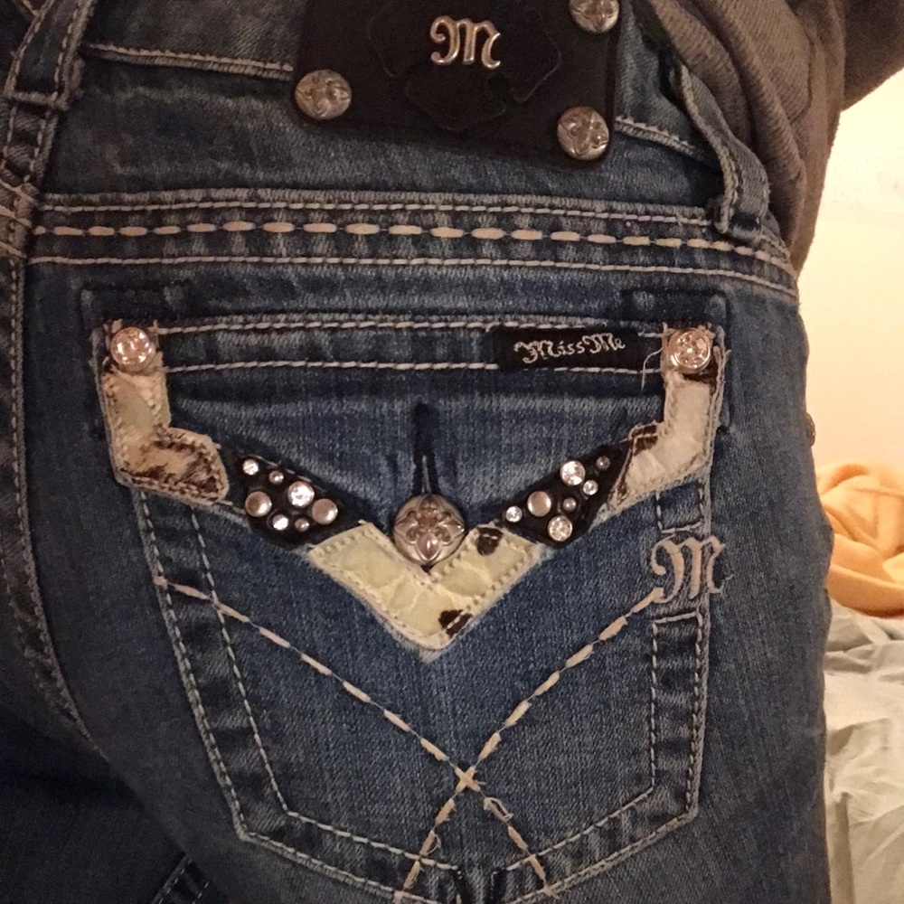 Miss me jeans unique cute bling  cow print flap pockets size 28